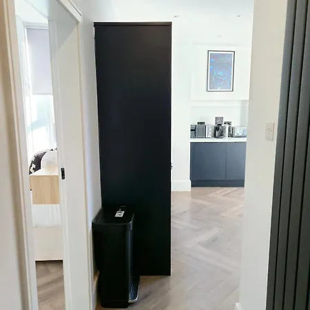 Modern, Cosy In Holiday home