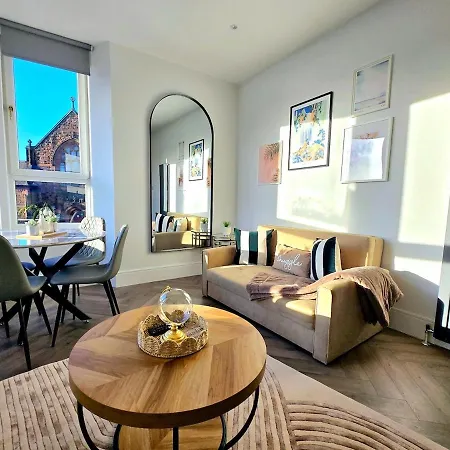 Modern, Cosy In