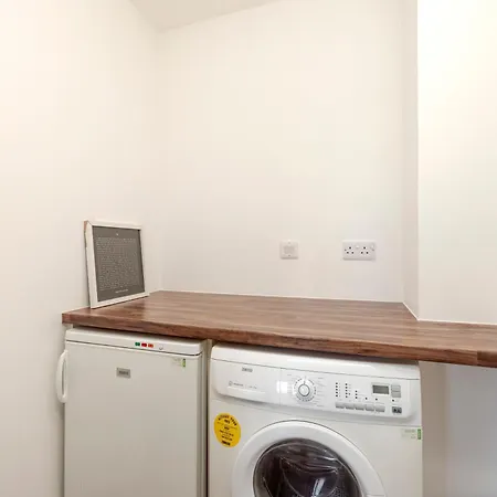 Apartment Joivy Chic Flat With Balcony In Merchant *