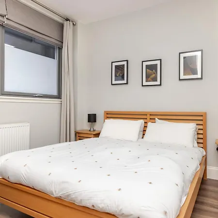 Joivy Chic Flat With Balcony In Merchant