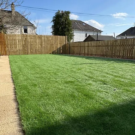 Stunning 3 Bedroom 2 Bathroom West End House With Free Parking And Wi-fi Apartament Glasgow