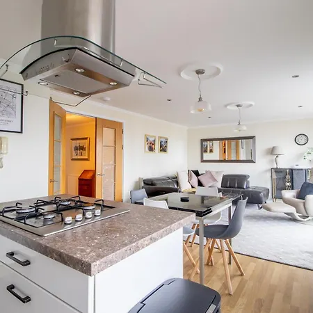 Metropolitan St Andrews Cathedral View - Pass The Keys Appartement Glasgow