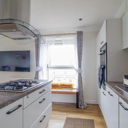 Metropolitan St Andrews Cathedral View - Pass The Keys Appartement Glasgow