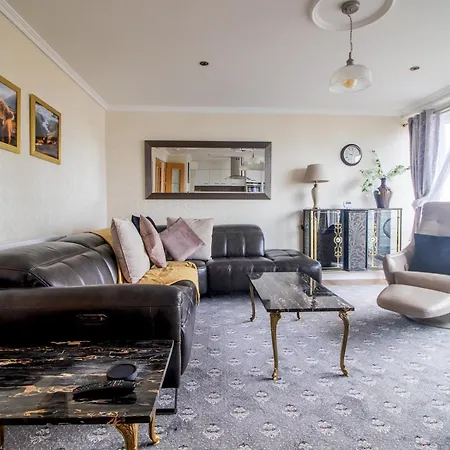 Metropolitan St Andrews Cathedral View - Pass The Keys