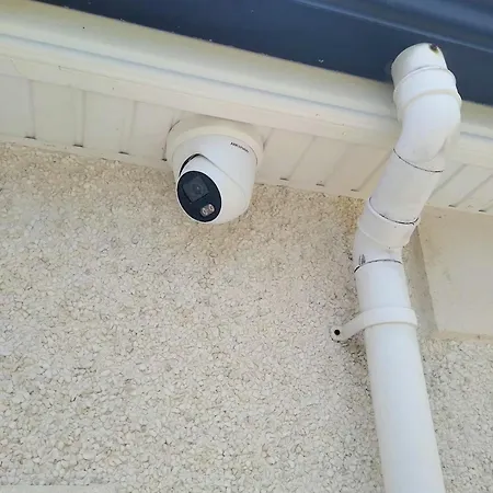 - Beautiful Two Bedroom House In & Free Parking Casa de Férias Glasgow