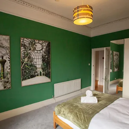 Newly Renovated Flat In Trendy Finnieston Apartment