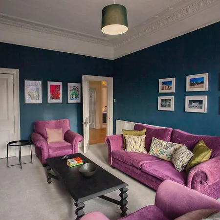 Newly Renovated Flat In Trendy Finnieston