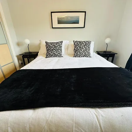 Apartment Outstanding Modern Flat Luxury King Bed *