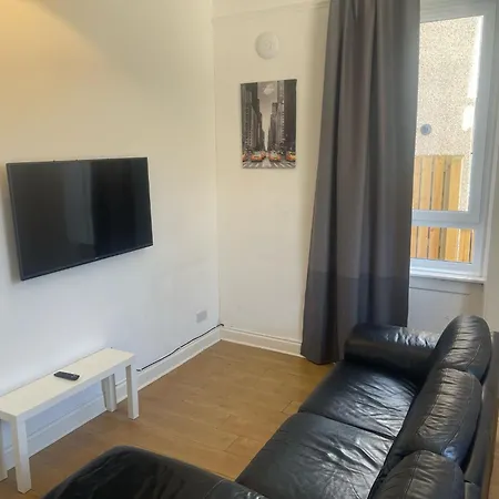 Elder Park Apartman *