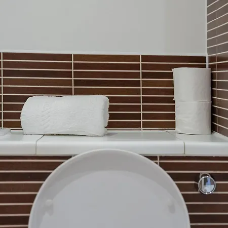 2 Bdr Flat By Caledonia Luxe Short Lets & Serviced