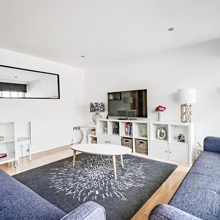 City Flats Apartment