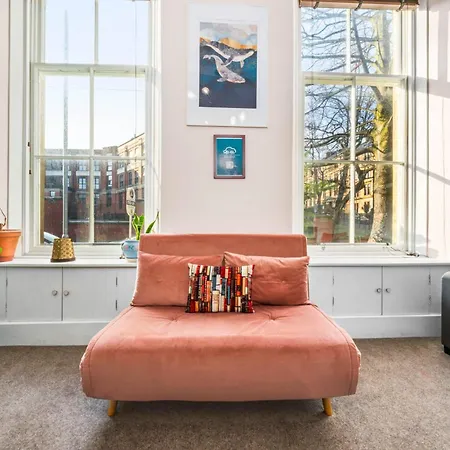 Unique Victorian In * Glasgow