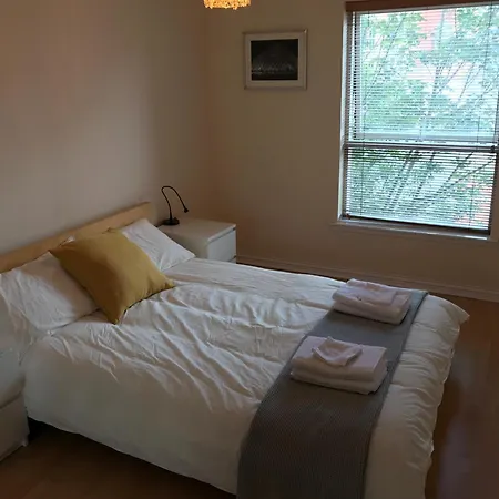 Apartamento In Heart Of West End- Parking Space- Spacious- Near And Kelvingrove Art Gallery *
