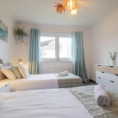 Ideal Contractor 2-bed Near Σπίτι διακοπών Γλασκώβη