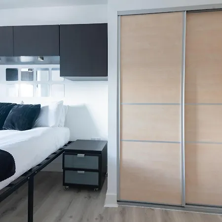 Appartamento 2 Bdr At Caledonia Luxe Short Lets & Serviced Glasgow