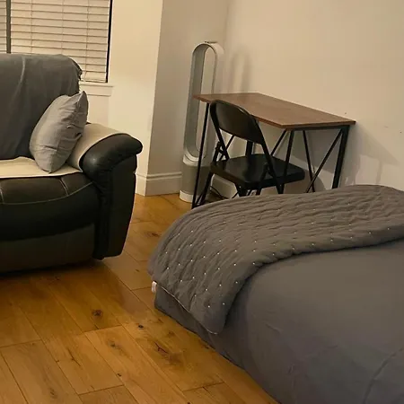 Top Floor West End Apartment - Partick, Glasgow Appartement