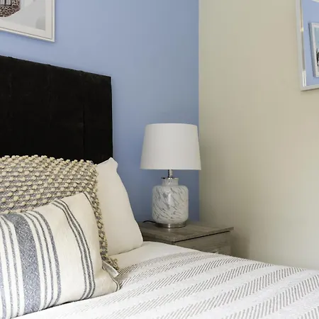 2 Bdr By Caledonia Luxe Short Lets & Serviced * 格拉斯哥