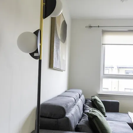 Charlotte Apartment Glasgow