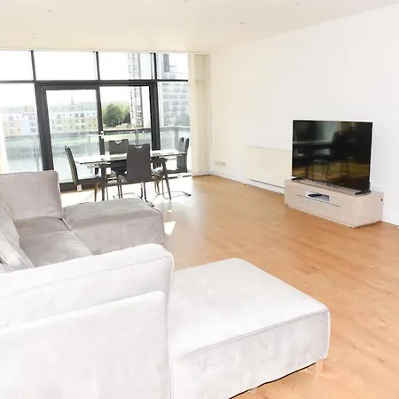 Hydro With Great Views Apartment Glasgow