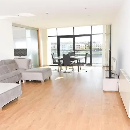 Hydro With Great Views Apartment *
