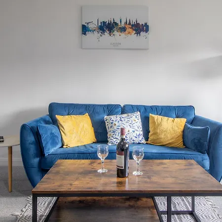 Apartment Glasgow-Parkhead, 2 Bed With Parking