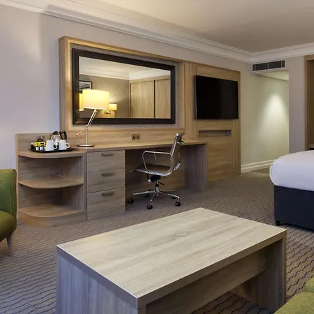 دوبل تري باي هيلتون سينترال غلاسغو