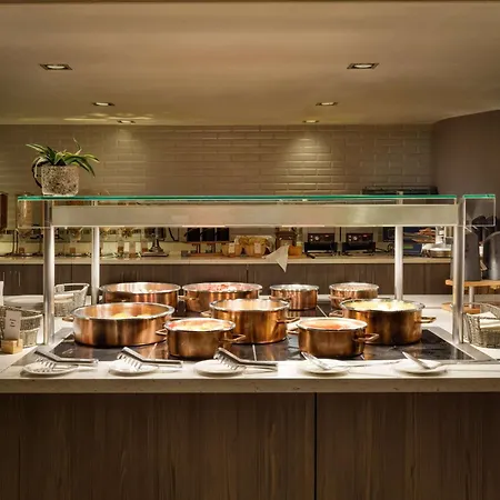 Doubletree By Hilton Hotel 4*