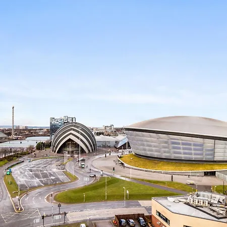 Radisson Red Hotel, 4*