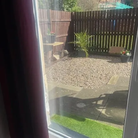Ground Floor With Garden Daire