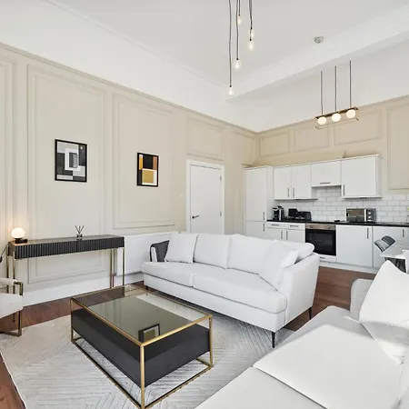 Elegant 2 Bed Blythswood Apartament