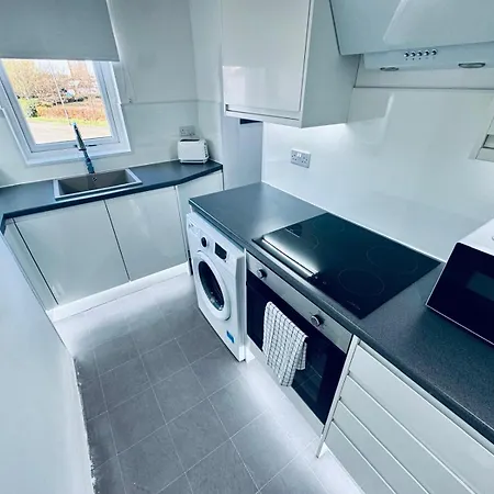 Modern 1 Bed House With Loft Conversion