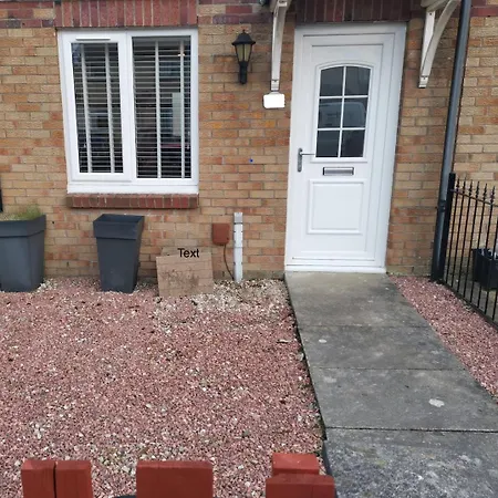 Glasgow-maryhill, 2 Bed With Parking
