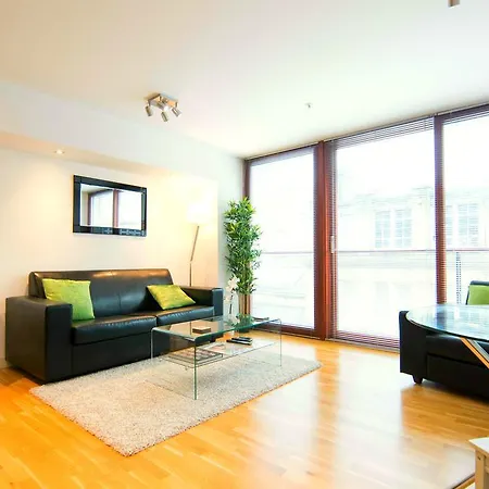 Mitchell Street Apartment Glasgow