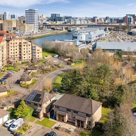 Cairn Introduces Mavisbank Gardens - Where Homely Charm Meets Modern Living Dom wakacyjny *