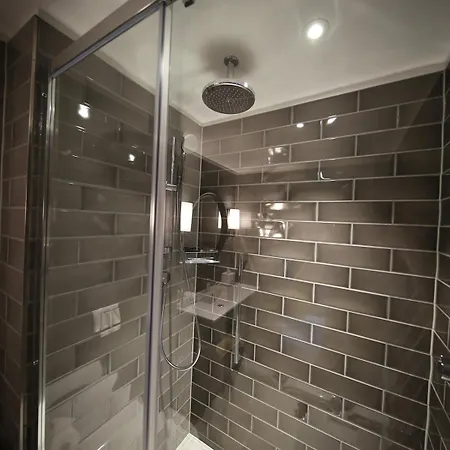Hotell Dakota 4*
