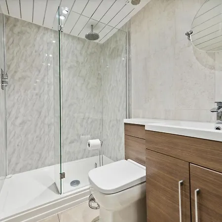 Appartement Timeless 5 Bed Duplex Flat