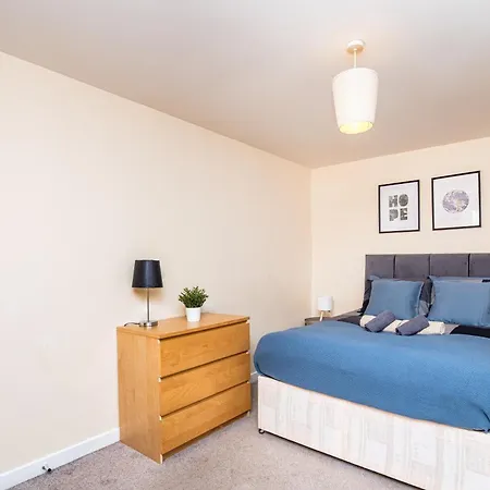 2bed Apartment-city Centre *