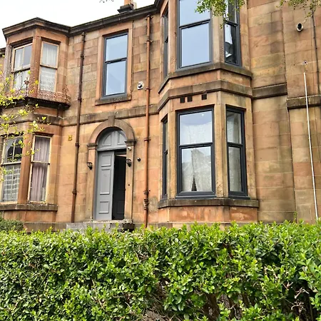 Apartment The Dixon - Near Hampden Stadium, Queens Park *