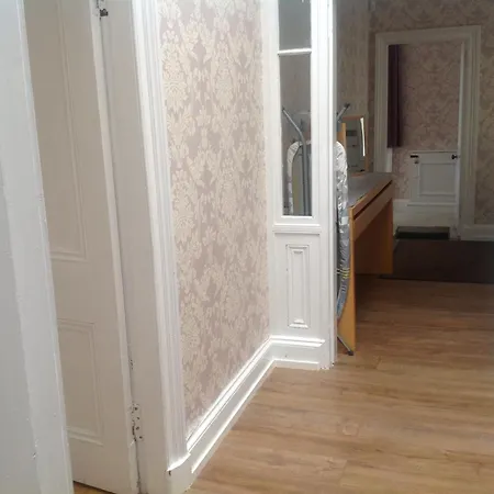 Busby Apartments Appartement *