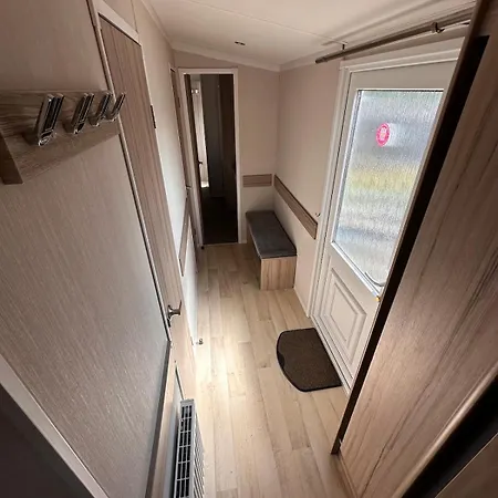 3-bedroom Swift Caravan - Uddingston, Appartement
