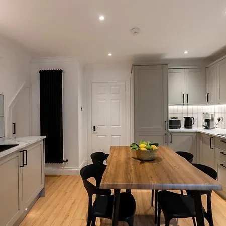 Apartment Stylish And Luxe 1 Bed - Prime West End *