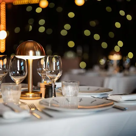 Crossbasket Castle & Restaurant 5* High Blantyre