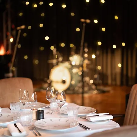 Crossbasket Castle & Restaurant High Blantyre