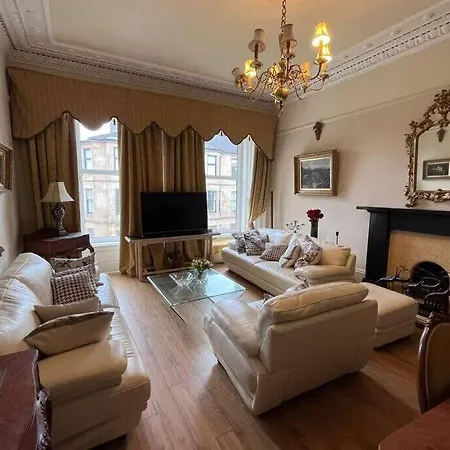Lejlighed Wonderful 3 Bed West End Flat