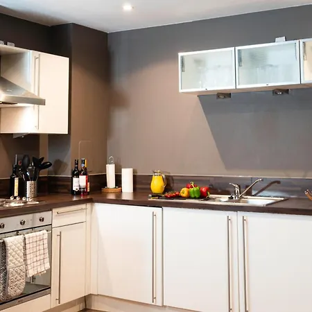 Hotel apartamentowy Vcity