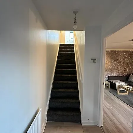 Ferienhaus My House Robroyston