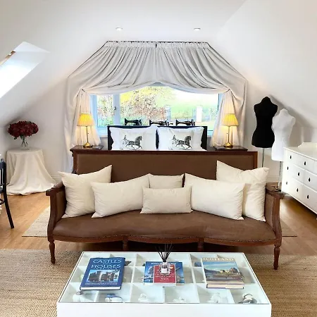 Apartment Converted Historical Stone Coach House