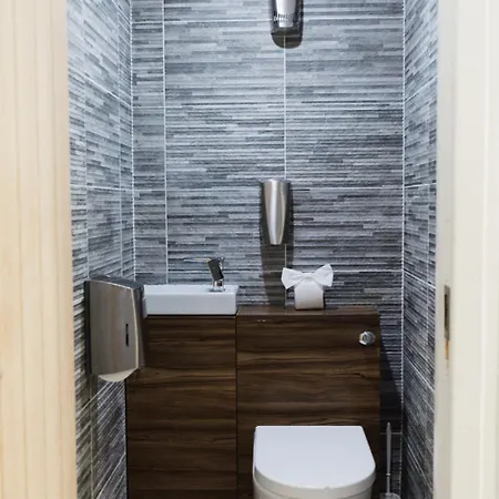 Apartment Westend Secc & Hydro - Two Bed By Living Scotland