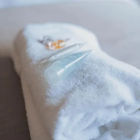 Stylish 3br Near Hampden No 264 With Free Parking *