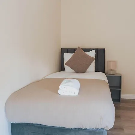 Stylish 3br Near Hampden No 264 With Free Parking Apartment Glasgow